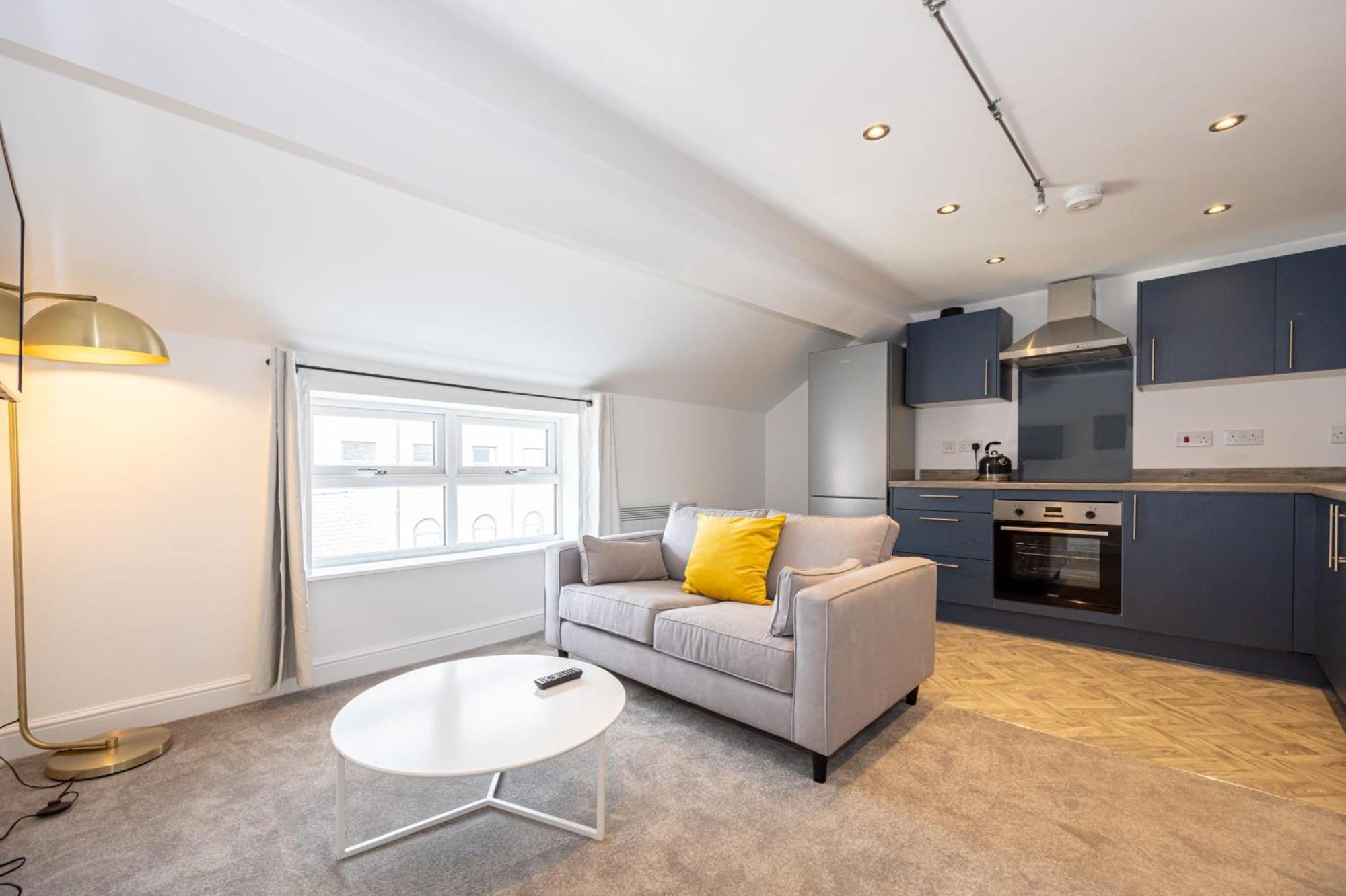 Beautiful 1 Bed 20Mins To Central Manchester Apartment บอลตัน ภายนอก รูปภาพ