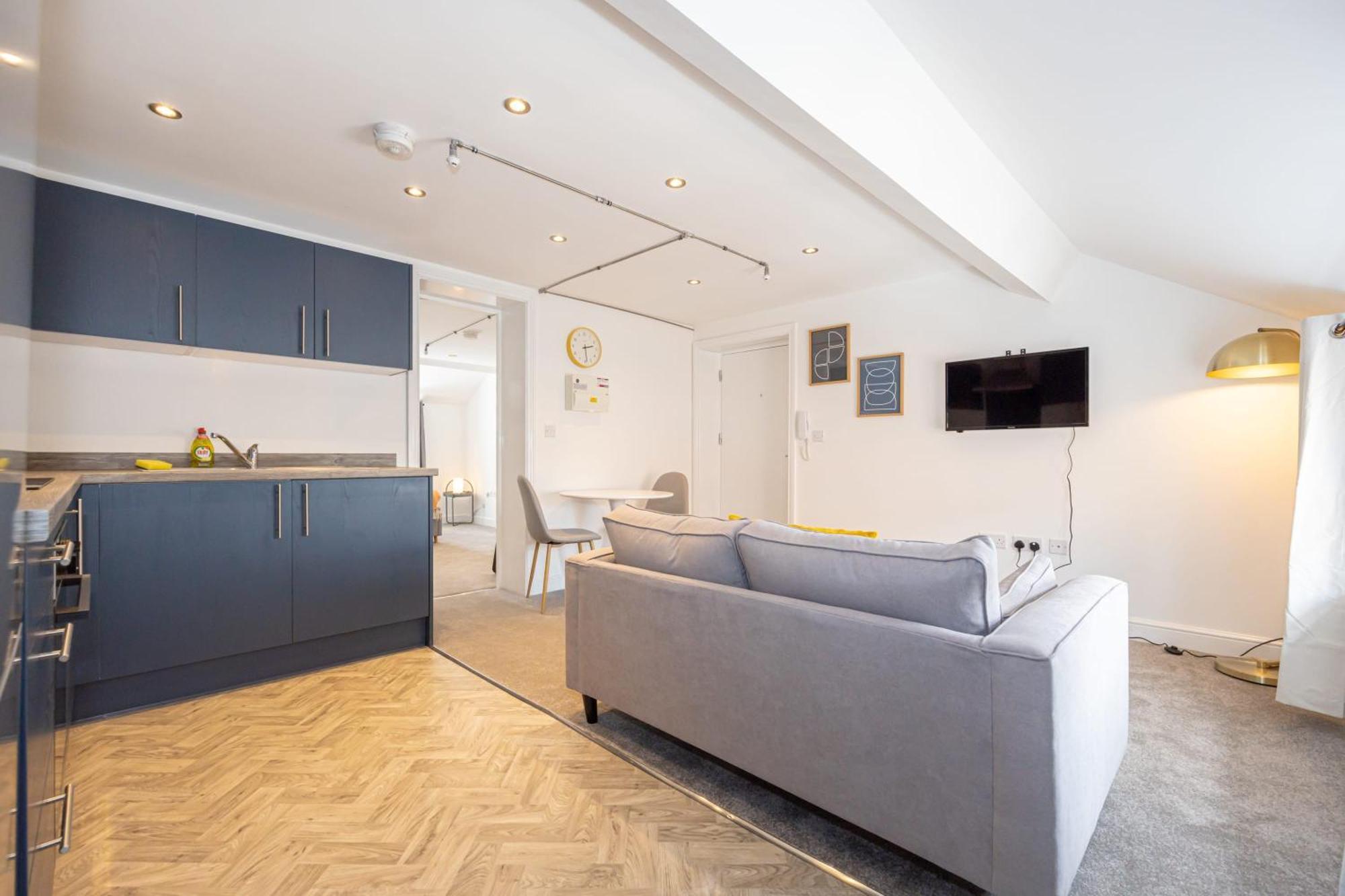 Beautiful 1 Bed 20Mins To Central Manchester Apartment บอลตัน ภายนอก รูปภาพ