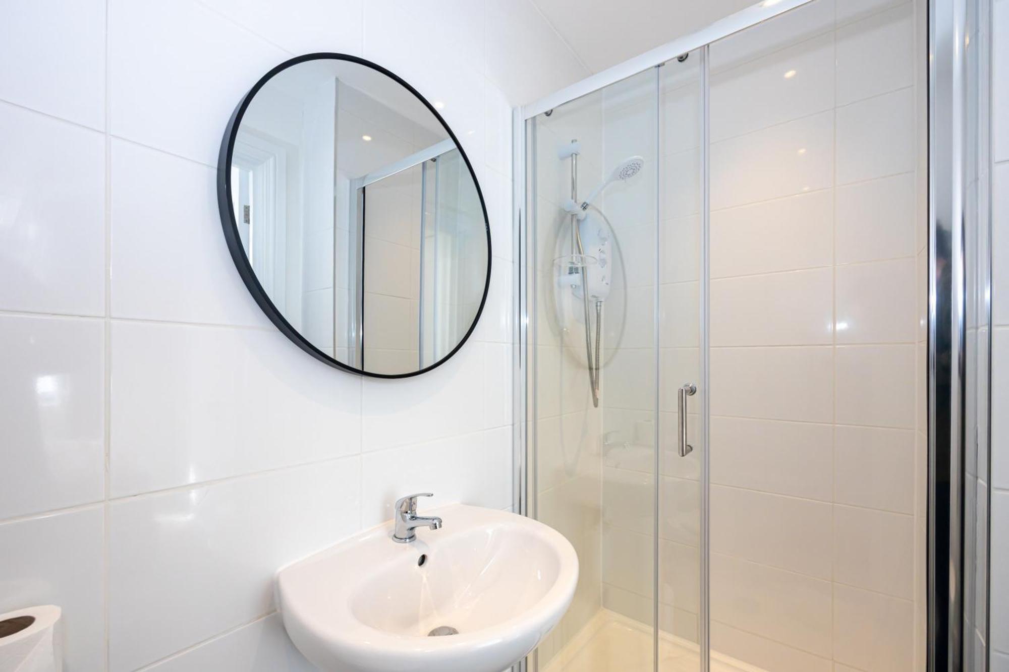 Beautiful 1 Bed 20Mins To Central Manchester บอลตัน ภายนอก รูปภาพ