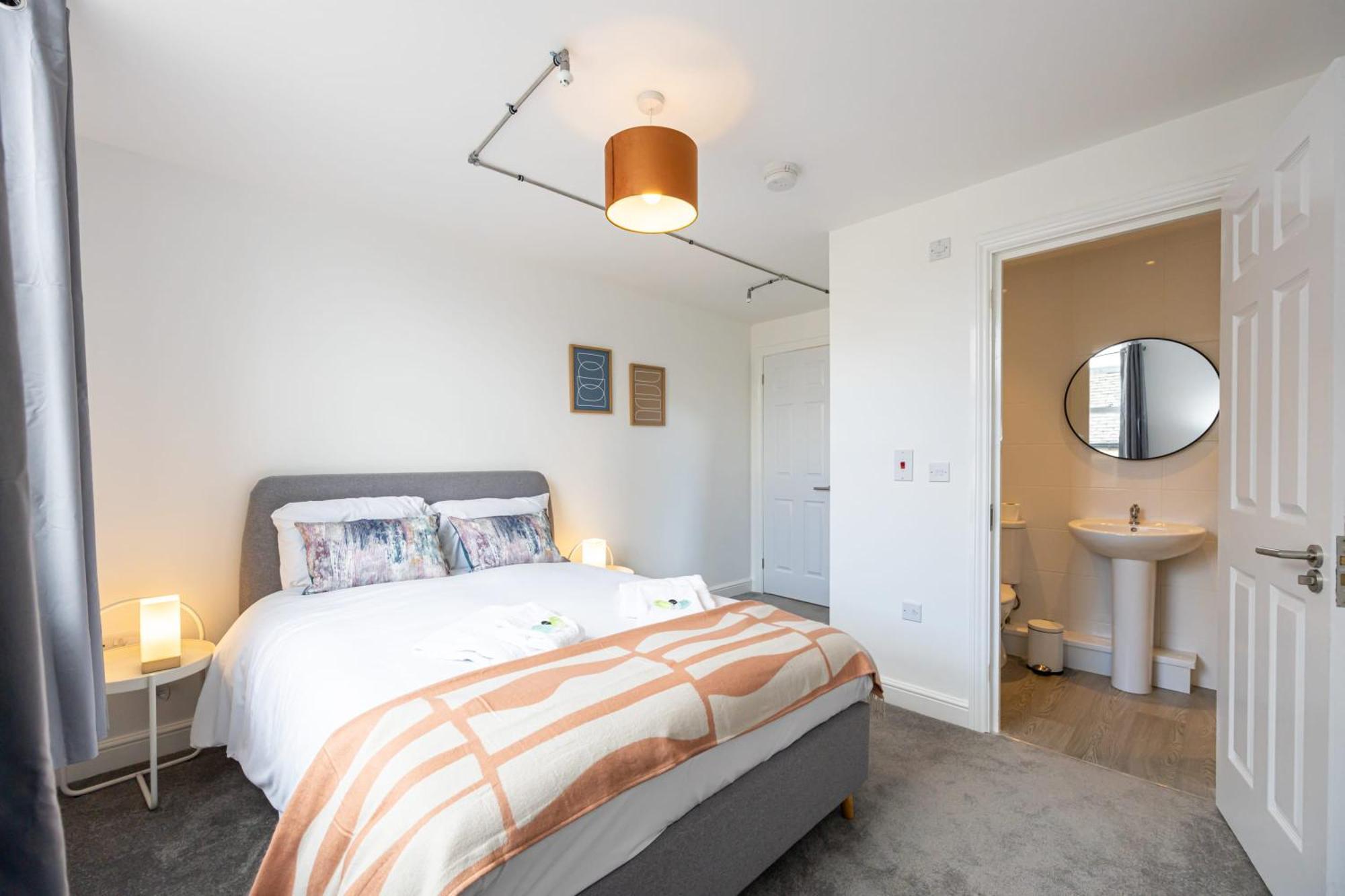 Beautiful 1 Bed 20Mins To Central Manchester บอลตัน ภายนอก รูปภาพ