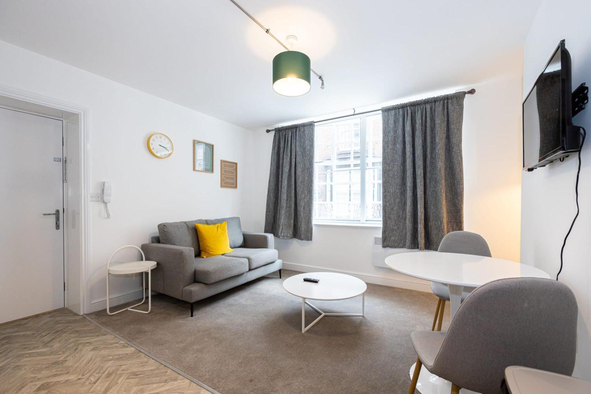 Beautiful 1 Bed 20Mins To Central Manchester บอลตัน ภายนอก รูปภาพ